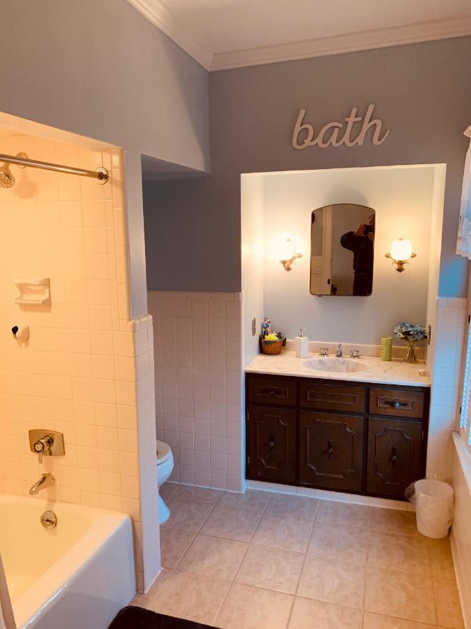 Centennial Inn Bed & Breakfast Conneaut Екстериор снимка