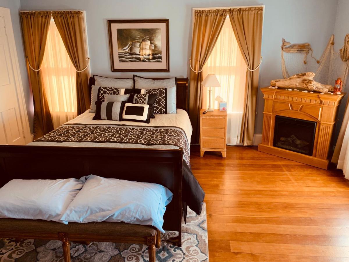 Centennial Inn Bed & Breakfast Conneaut Екстериор снимка